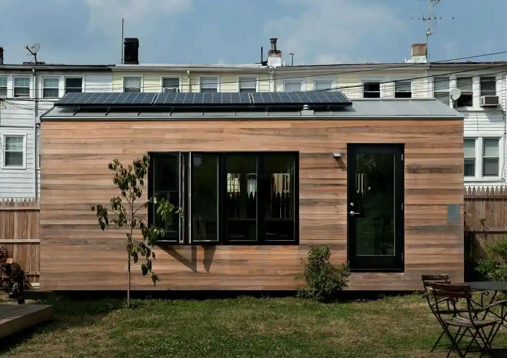 Micro House 2.0 by Minim