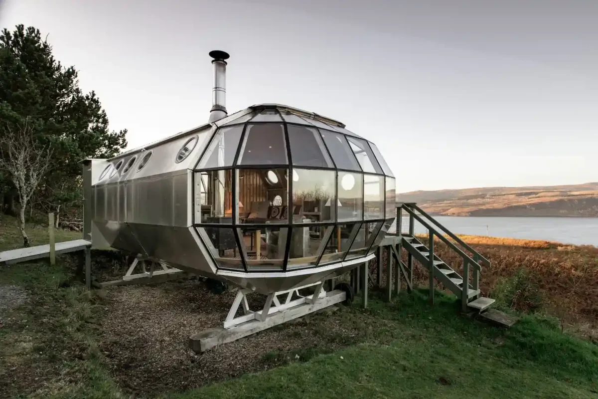 Airship tiny house